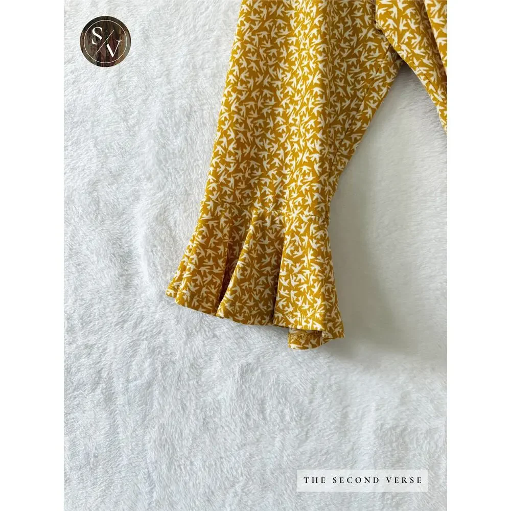 Leota Surplice Printed Yellow White Short Dress With Waist Tie Size XL - Picture 4 of 9